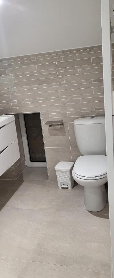Le Beluga Spa Nantes Bouguenais Aeroport Bagian luar foto